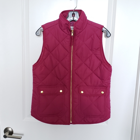 NWT J.Crew Factory Berry Puffer Vest - Picture 2 of 13